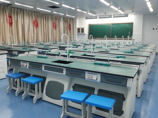 中小学教学仪器存放管理规范与注意事项
